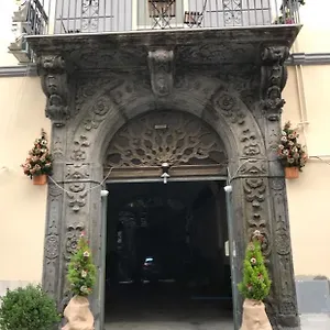 https://varriale-house.hotels-amalfi.com